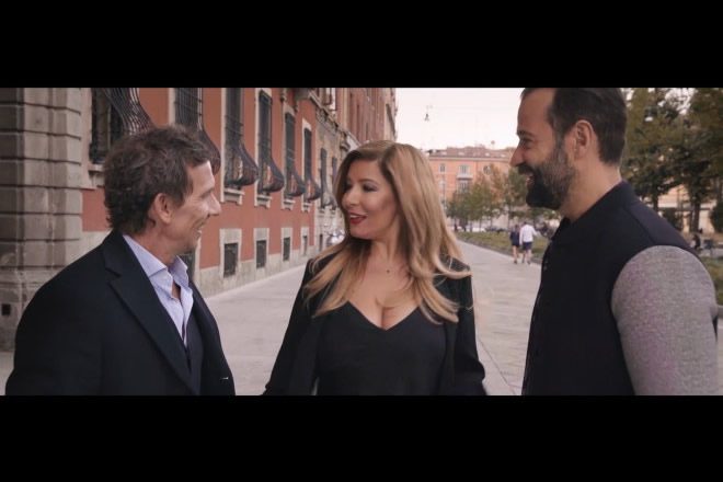 Untraditional - Marco Mazzi, Selvaggia Lucarelli e Fabio Volo