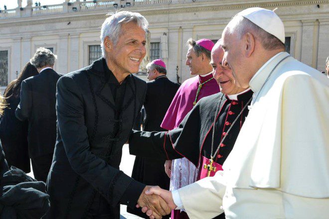 Claudio Baglioni con Papa Francesco