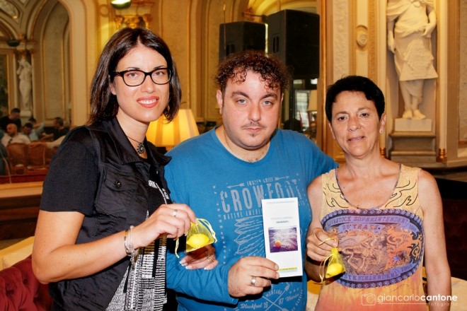 Stefania Cuccato, Peppe Laurato e Rosaria Borrelli per Associazione Voglio il Massimo. Foto di Giancarlo Cantone.