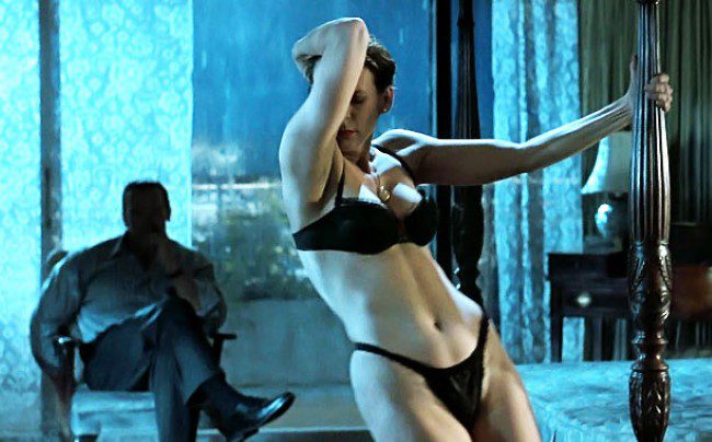 Jamie Lee Curtis in True Lies