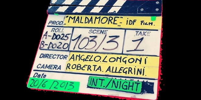 Angelo Longoni firma il Ciak sul set del film Maldamore