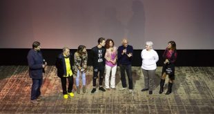 Il cast di Bagnoli jungle