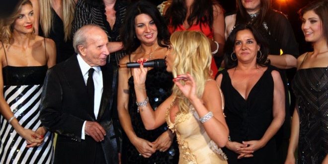 Enzo Mirigliani con Valeria Marini a Miss Italia il 25-04-2007