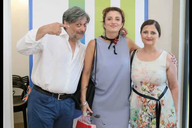 Maria Bolignano con Juna e Marco per Analfabetismo Emotivo. Foto di Paolo Vitale.