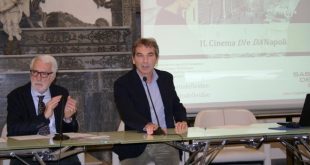 Nicola Giuliano con Valerio Caprara al Suor Orsola Benincasa dove si è parlato della Cinecittà napoletana