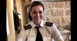 Vanessa Incontrada è Il Capitano Maria. Foto da Facebook