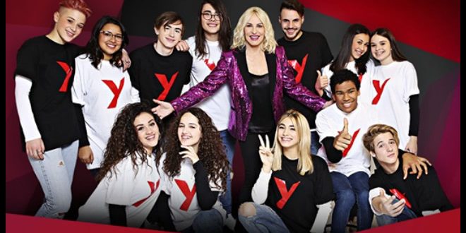 Antonella Clerici ed i concorrenti di Sanremo Young. Foto dal Web