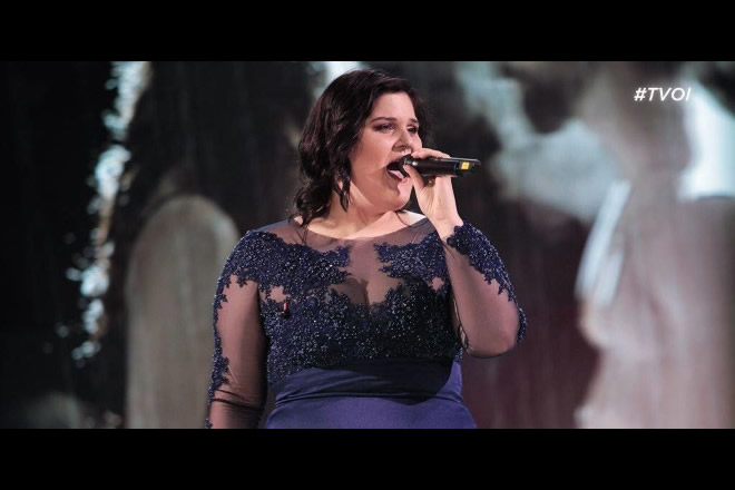 Maryam Tancredi live a The Voice of Italy. Foto dalla sua pagina Facebook staff GRS.
