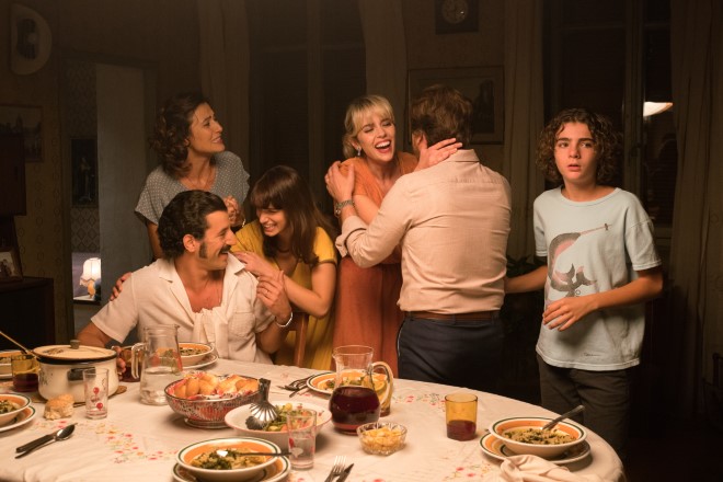 Valentina D'Agostino è Patrizia nella Famiglia Giammarresi in La Mafia uccide solo d'estate 2. Valentina D'Agostino è Patrizia nella Famiglia Giammarresi in La Mafia uccide solo d'estate 2.
