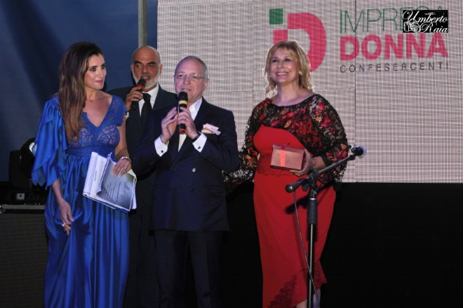 La premiazione di Antonio Ferreri a Fashion&Motors. Foto di Umberto Raia.