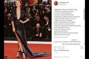 L'influencer Beatrice Valli sul red carpet di Venezia. Foto da Instagram.