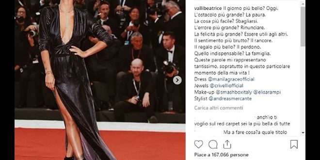 L'influencer Beatrice Valli sul red carpet di Venezia. Foto da Instagram.