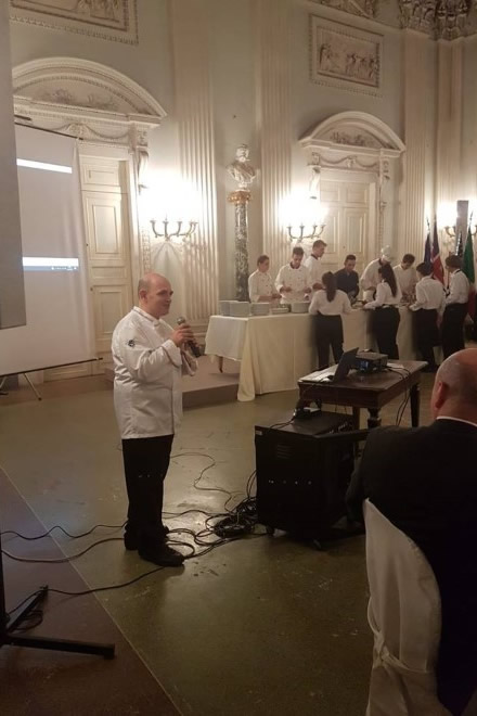 Filippo Cogliandro all'Educandato per la Cena della Legalità. Foto di Stefano Mileto