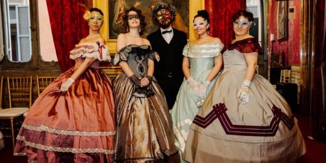 Gran Ballo di Carnevale tra le Epoche con Katia Greco e Miriam Galanti. Foto da Ufficio Stampa
