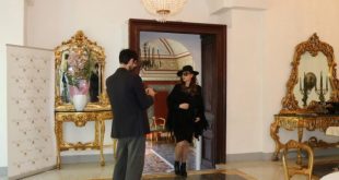 Un momento delle riprese di Black Dressed Lady