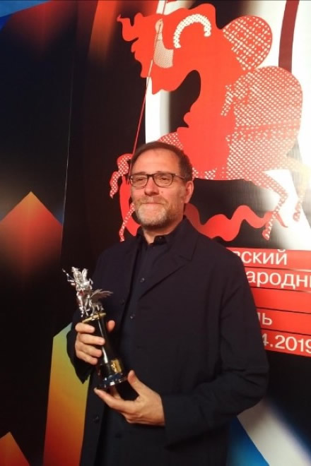 Valerio Mastandrea vince il Premio Silver George. Foto da Ufficio Stampa