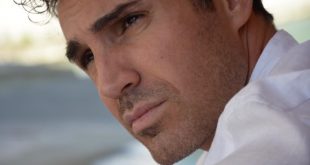 Fabio La Fata in Lontano da Te su Canale 5