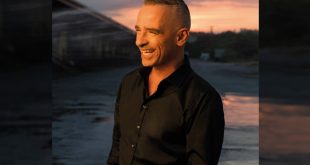 Eros Ramazzotti. Foto da Ufficio Stampa