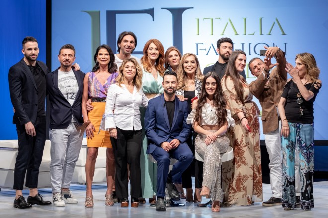 Il cast al completo di Italia Fashion Lovers