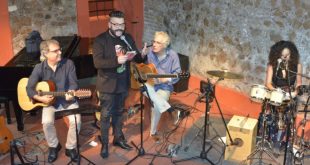 Seby Mangiameli ed i Tedranura con Lele San di radio Italia Anni 60. Foto di LP Studio