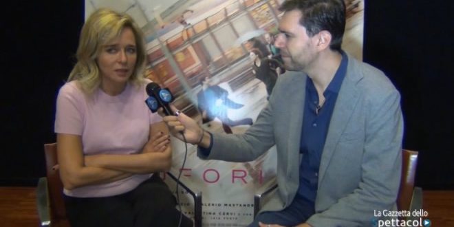 Valeria Golino durante un'intervista per La Gazzetta dello Spettacolo con Francesco Russo
