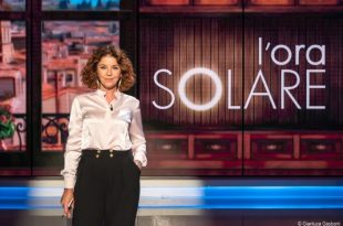 Paola Saluzzi conduce L'Ora solare su Tv2000. Foto di Gianluca Gasbarri