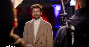 Alessandro Siani in Stasera Felicità su Sky. Foto di Roberto Panucci