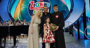 Rita Longordo con Antonella Clerici e Carlo Conti per lo Zecchino d'oro 2019