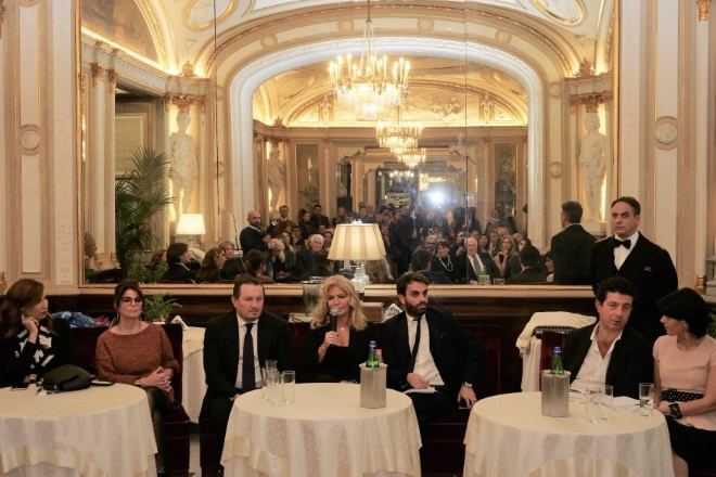 Un momento della presentazione del libro di Raffaele Carlino. Foto di Umberto Raia