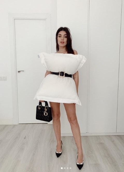 Aida Domenech - Pillow Challenge. Foto da Instagram