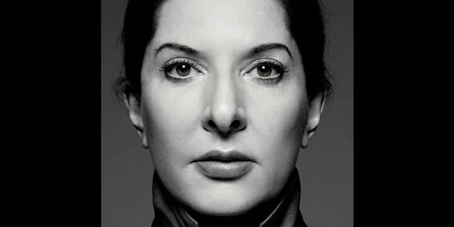 Marina Abramović. Foto di Inez e Vinoodh da Facebook