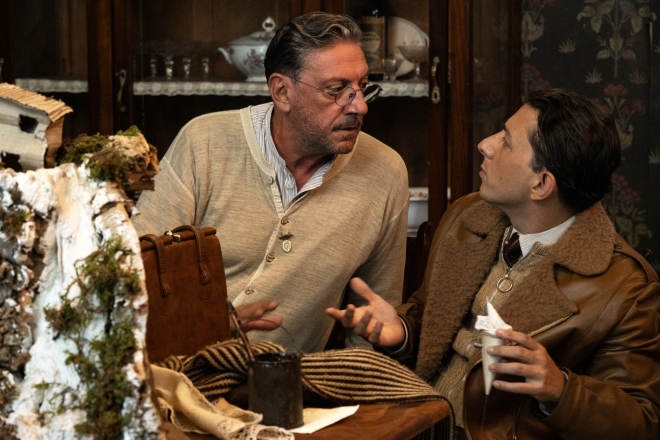 Sergio Castellitto e Adriano Pantaleo in Natale in casa Cupiello. Foto di Gianni Fiorito