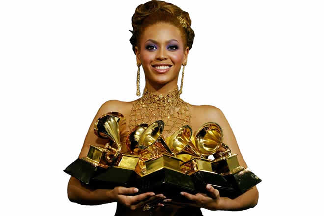 Beyoncè ed i Grammy Awards. Foto dal Web