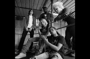 Love Ghost. Foto da Facebook