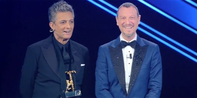 Fiorello e Amadeus per la proclamazione del vincitore di Sanremo 2021