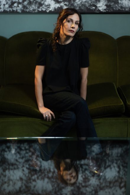 Laura Luchetti per Nudes. Foto di Andrea Boccalini