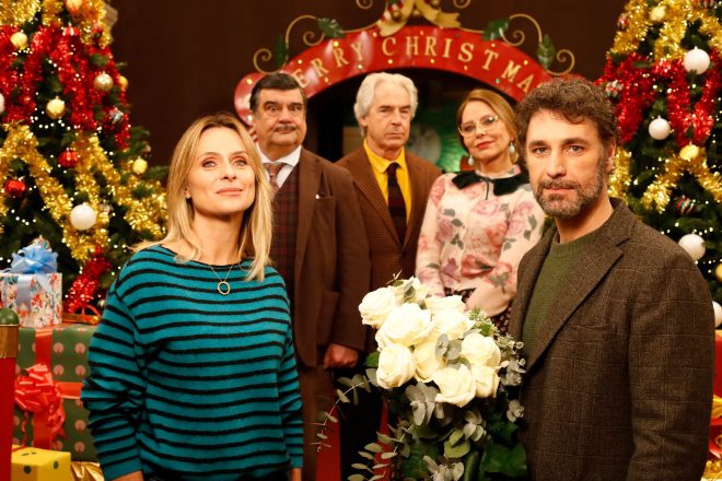 The Christmas Show. Serena Autieri, Francesco Pannofino, Tullio Solenghi, Ornella Muti e Raul Bova