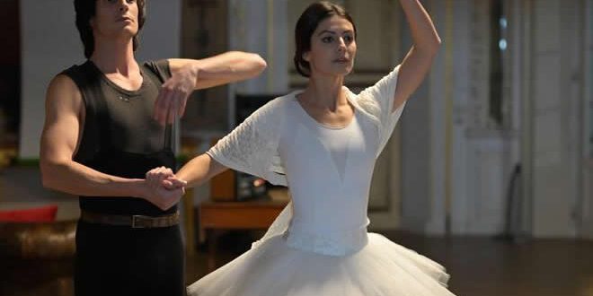 Alessandra Mastronardi è Carla Fracci in TV