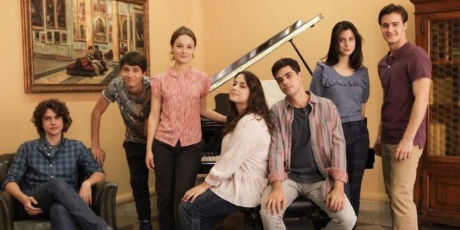 Il cast de La compagnia del Cigno 2. Foto dal Web