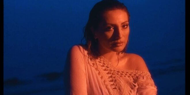 Emiliana Cantone in un frame del video di Mai Love