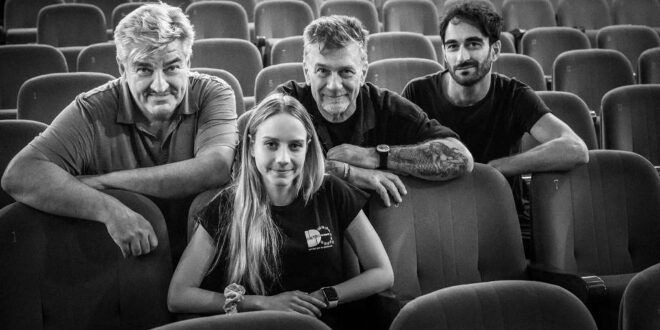 Alessandro d'Alatri con Antonio Milo, Adriano Falivene ed Elisabetta Mirra per Mettici la mano al Teatro Diana