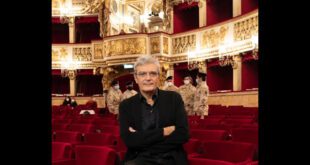 Mario Martone al Teatro San Carlo per Otello. Foto da Facebook