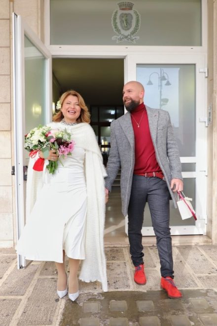 Haiducii e Miky Falcicchio dopo il matrimonio civile. Foto di Checco De Tullio