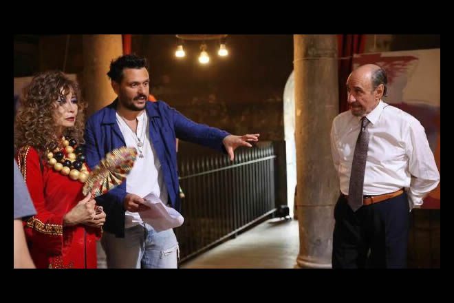 Valerio Esposito con F Murray Abraham e Cassandra Gava sul set di Double Soul