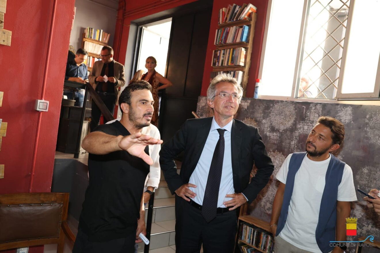 Francesco Di Leva e Adriano Pantaleo con il sindaco Gaetano Manfredi