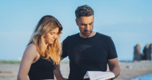 Fiorenza D'Antonio (Marzia Giordani) e Raoul Bova (Riccardo Bramanti) sul set di I fantastici 5