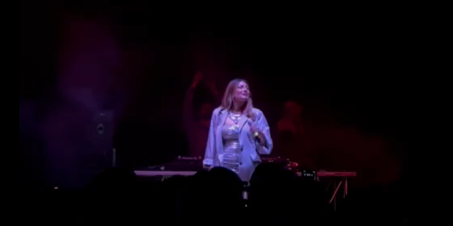 Emiliana Cantone live a CasoriArrevot