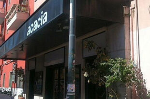 Teatro Acacia. Foto dal Web