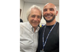 Nino D'Angelo e Gigi Soriani per A mare... OO