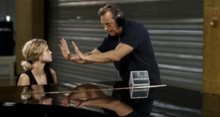 Gabriele Muccino and Elena Kampouris sul set. Foto di Valentina Glorioso